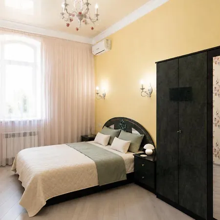 Apartment Vip In The Very Center Of With Sea View