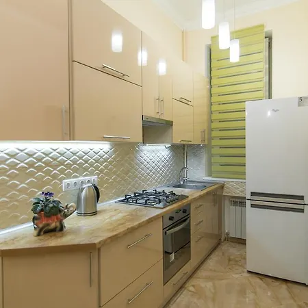 Apartment Vip In The Very Center Of With Sea View *